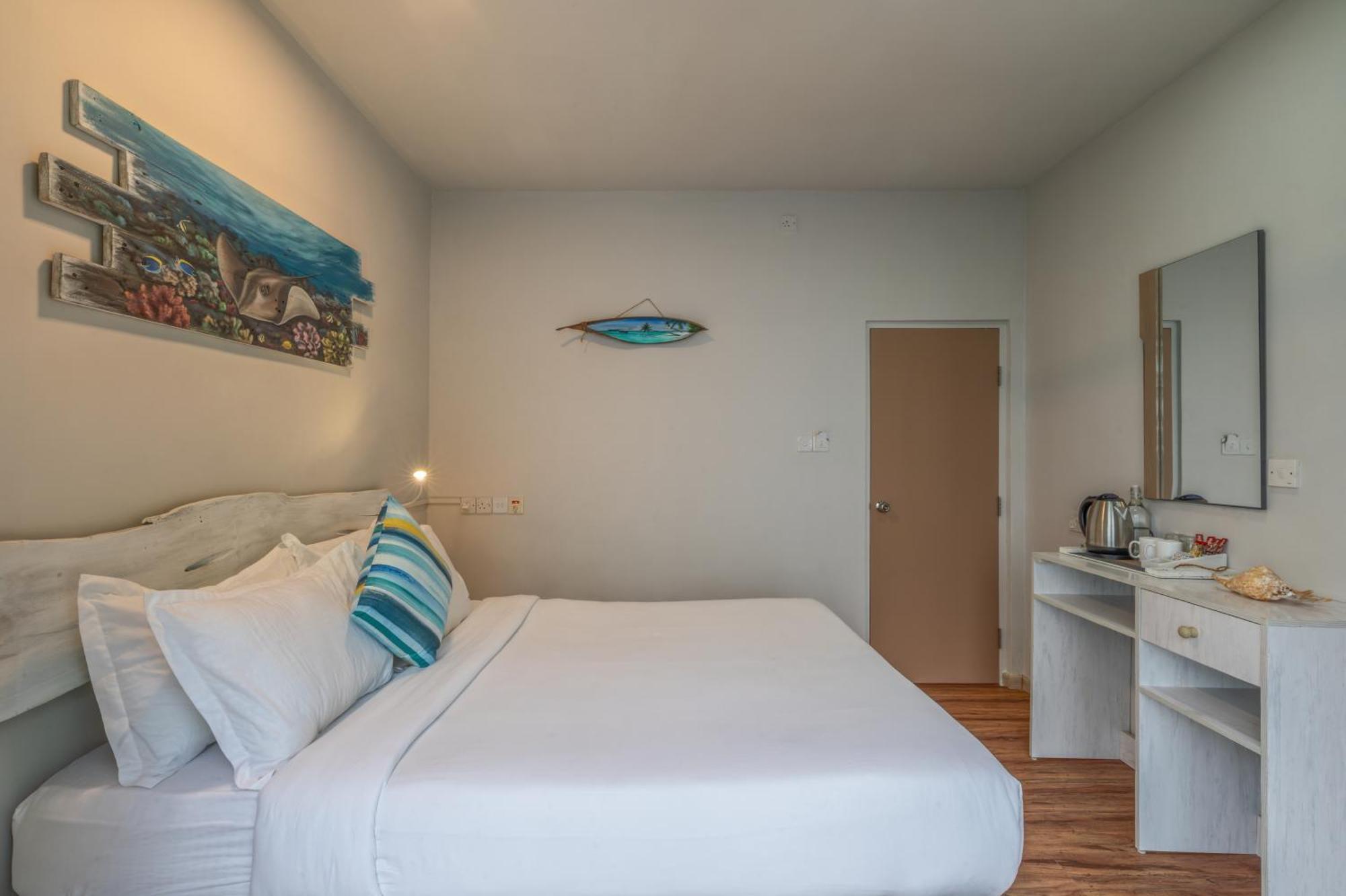 Ocean Pearl Maldives At Island Gulhi